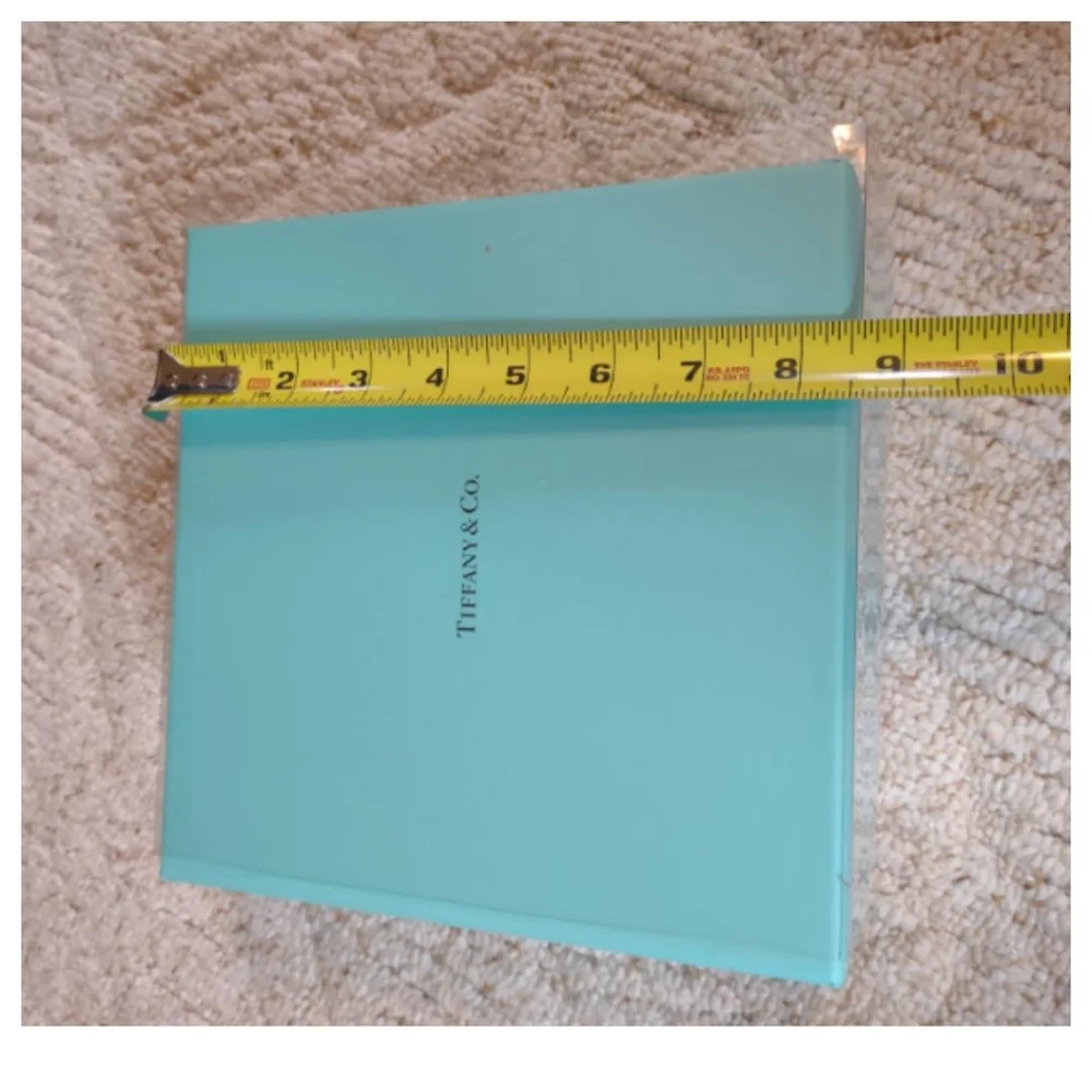 Tiffany & Co. tiffany’s gift
